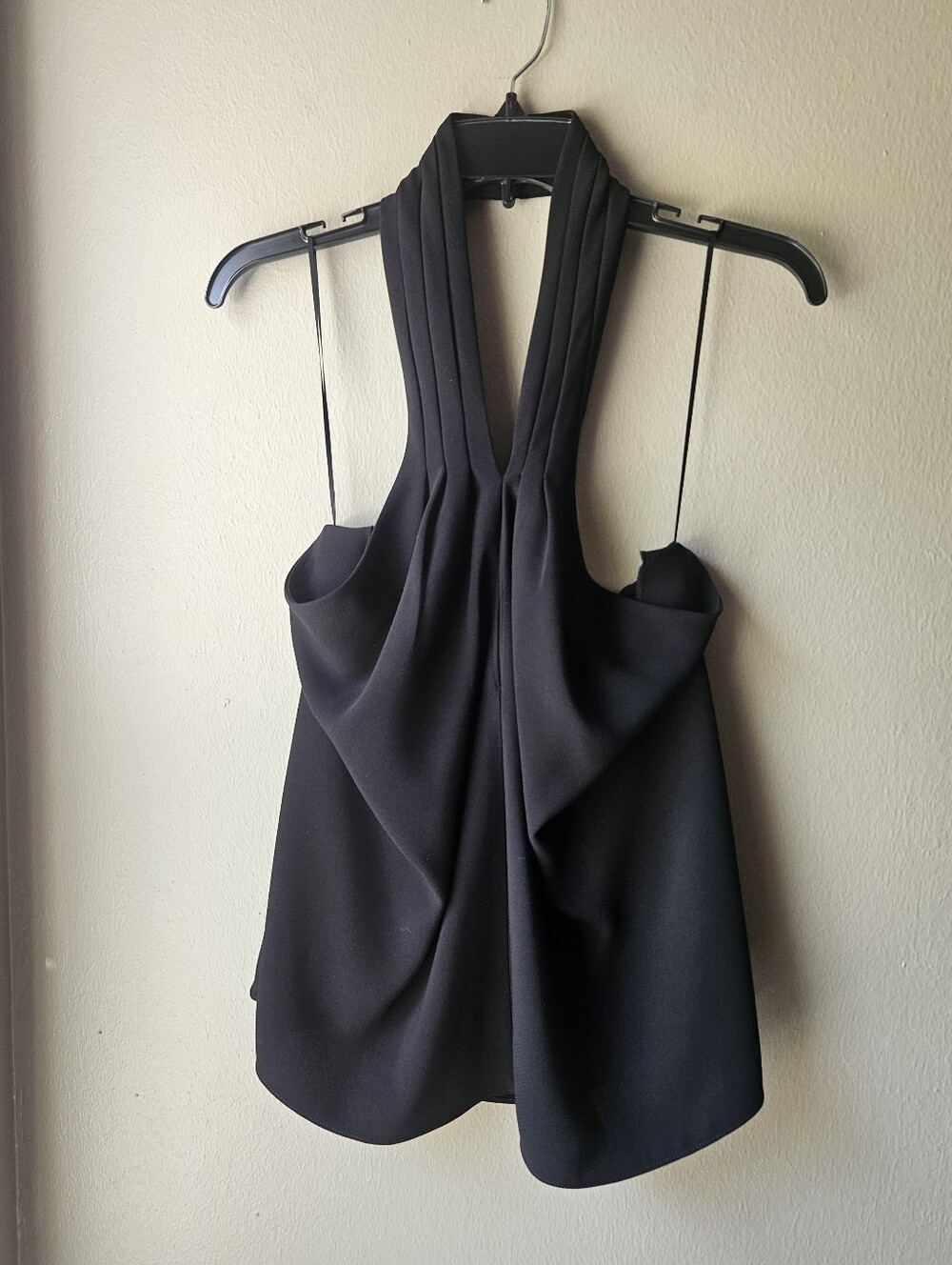 Amanda Uprichard Sleeveless Black Pleated Halter-Back Top Large